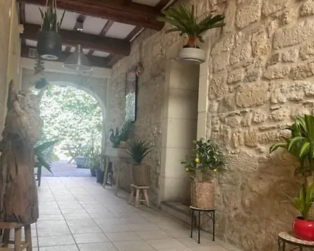 L'isle Apartmán