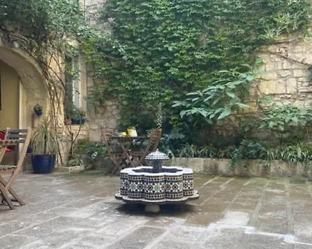 L'isle Lägenhet Beaucaire (Gard)